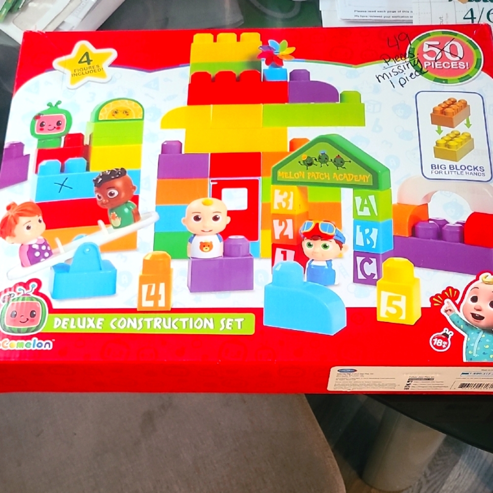 COCOMELON Deluxe Construction Set - Multicolor